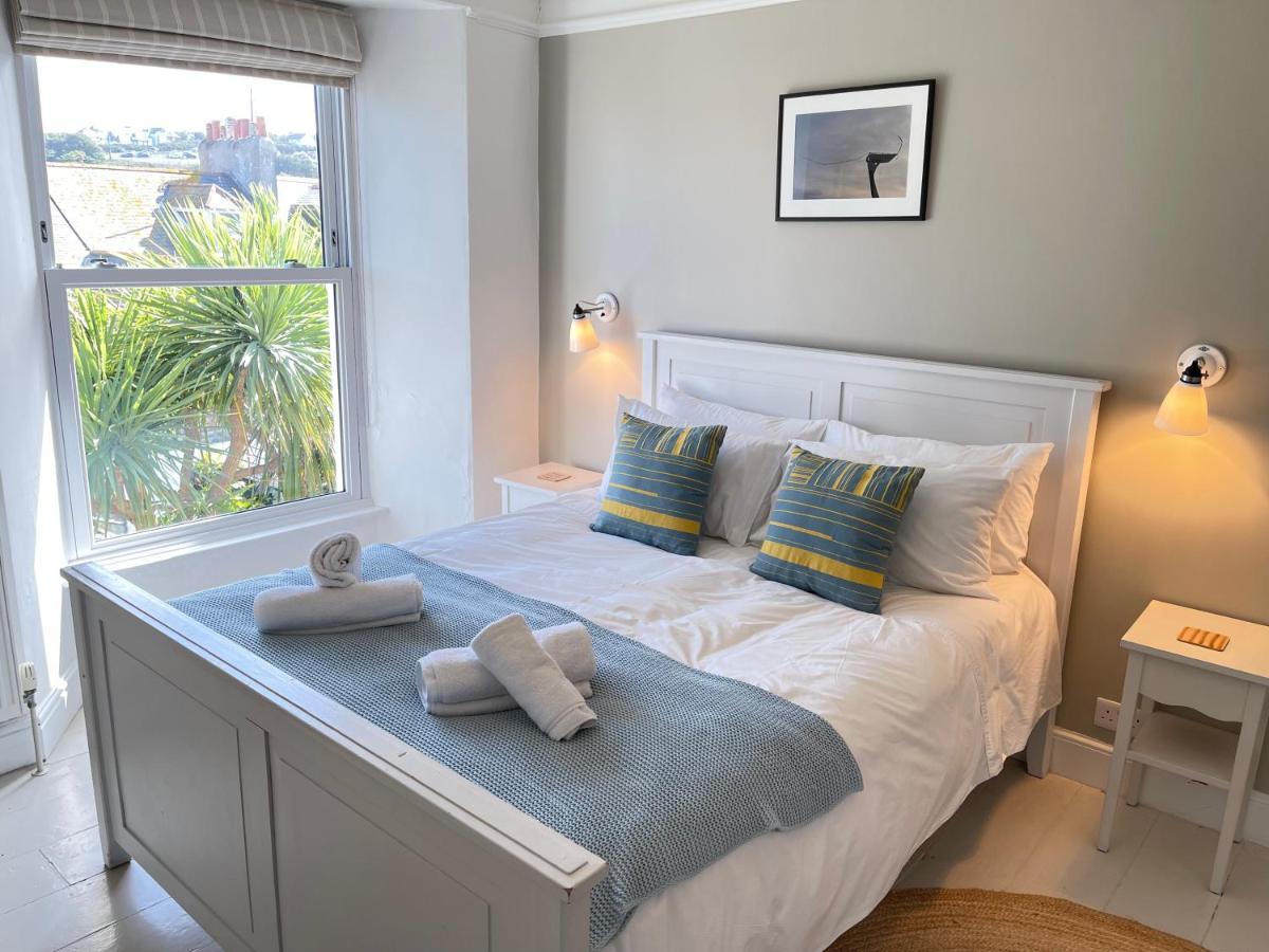 Porth House, With South Facing Courtyard Garden! Villa St Ives Eksteriør bilde