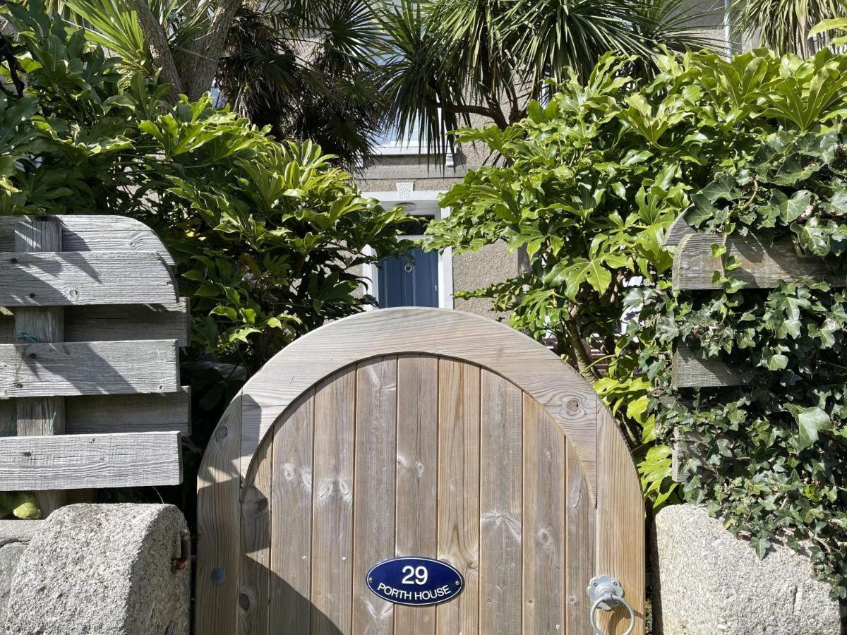 Porth House, With South Facing Courtyard Garden! Villa St Ives Eksteriør bilde