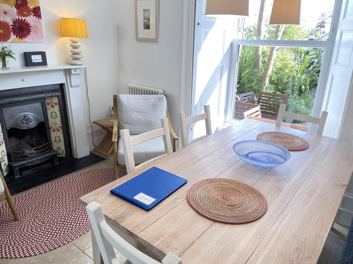 Porth House, With South Facing Courtyard Garden! Villa St Ives Eksteriør bilde
