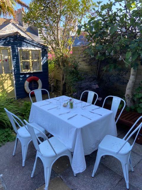 Porth House, With South Facing Courtyard Garden! Villa St Ives Eksteriør bilde